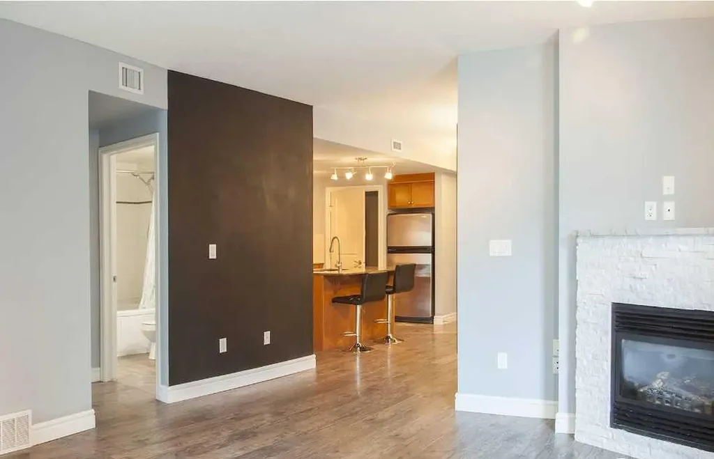 910 5 Avenue SW Calgary AB T2p0c3