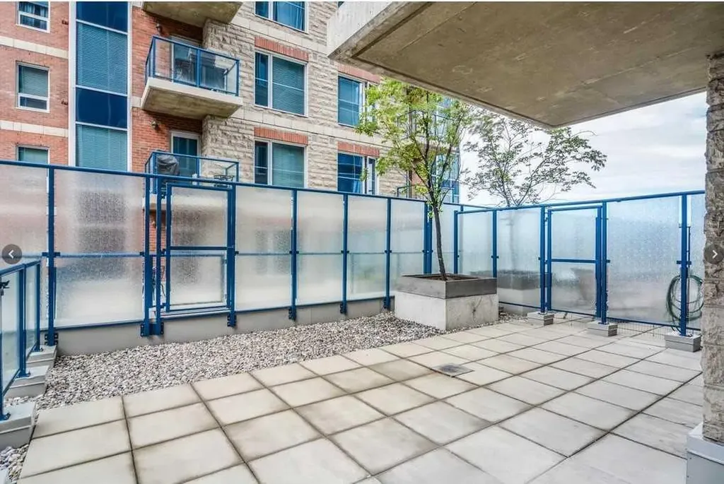 910 5 Avenue SW Calgary AB T2p0c3