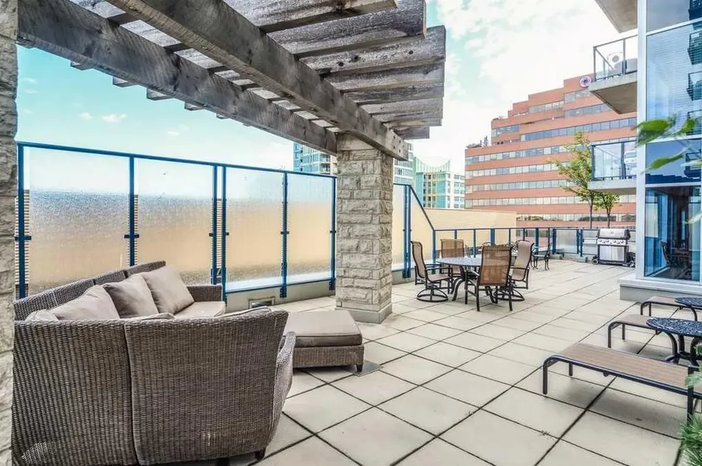 910 5 Avenue SW Calgary AB T2p0c3