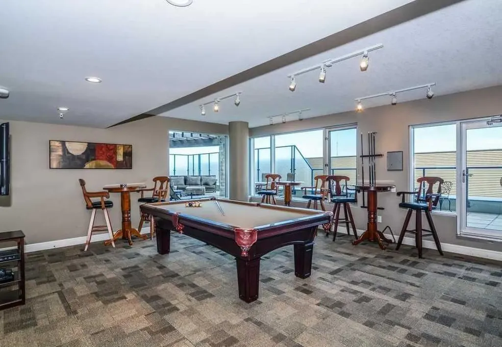 910 5 Avenue SW Calgary AB T2p0c3