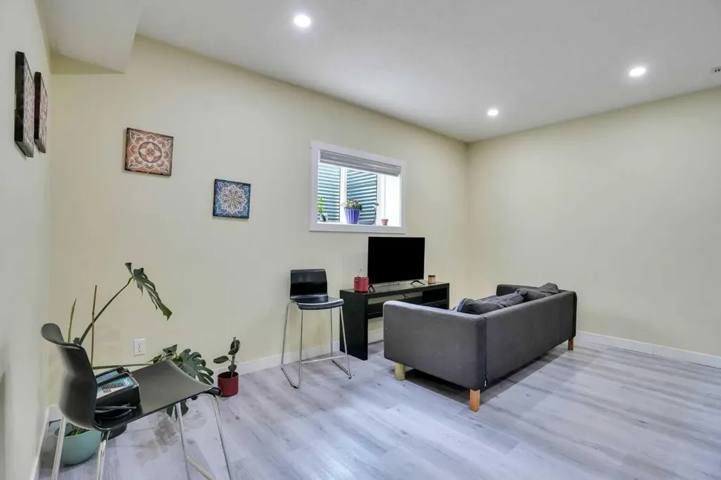 449 Skyview Ranch Way NE Calgary AB T3N0C7