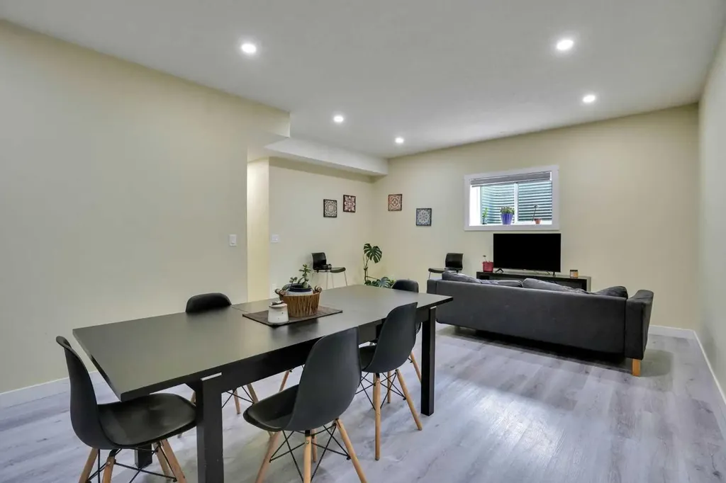 449 Skyview Ranch Way NE Calgary AB T3N0C7