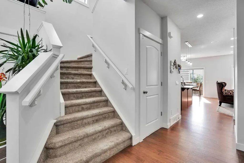 449 Skyview Ranch Way NE Calgary AB T3N0C7