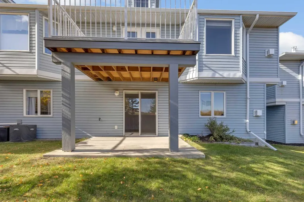 140 Valley Ridge Heights NW Calgary AB T3B 5T3