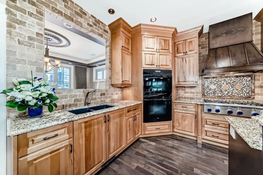 1108 Bellevue Avenue SE Calgary AB T2G 4L1