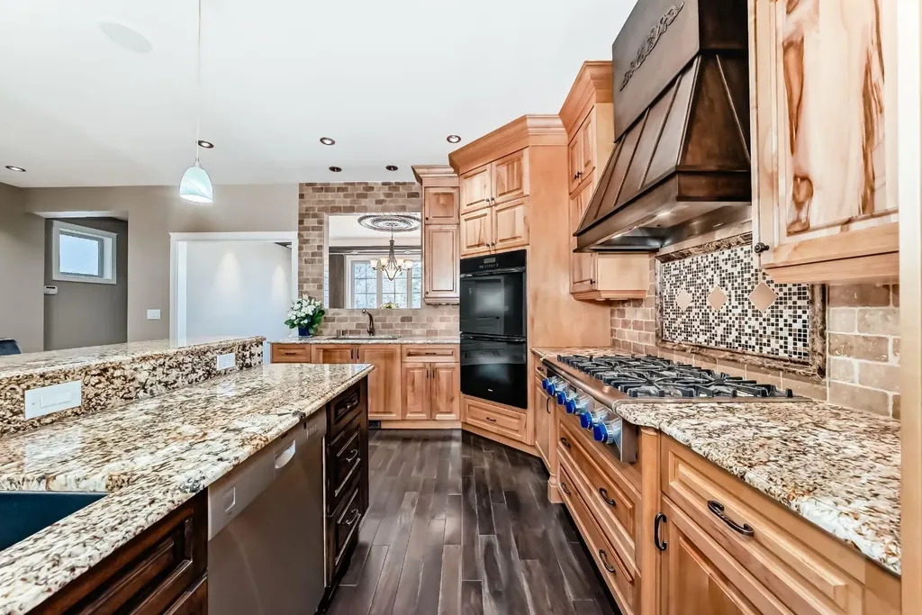 1108 Bellevue Avenue SE Calgary AB T2G 4L1