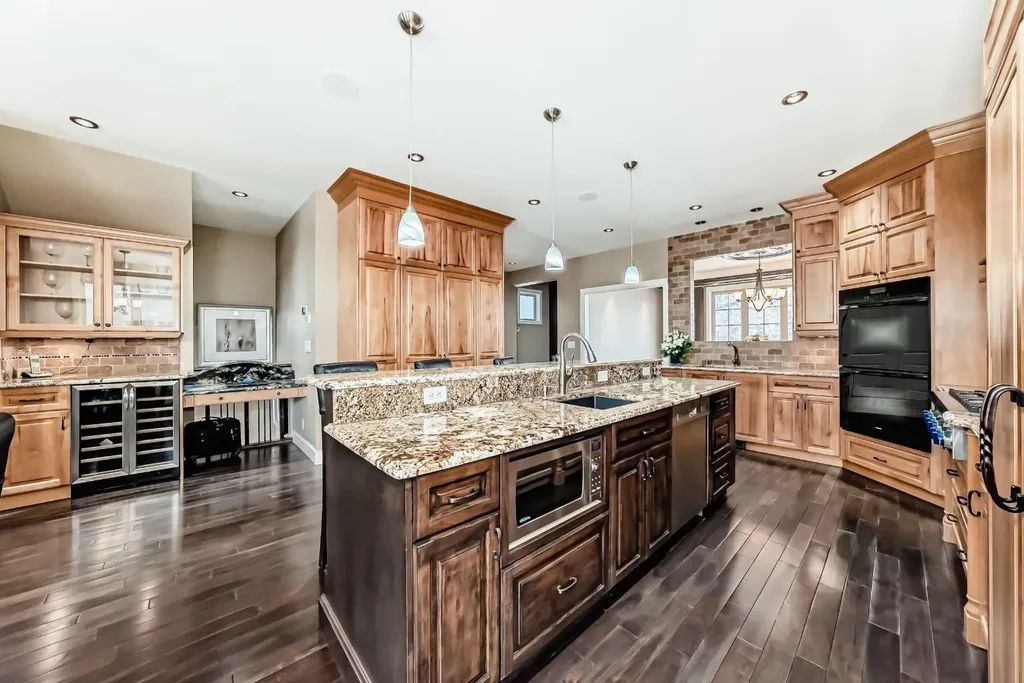 1108 Bellevue Avenue SE Calgary AB T2G 4L1