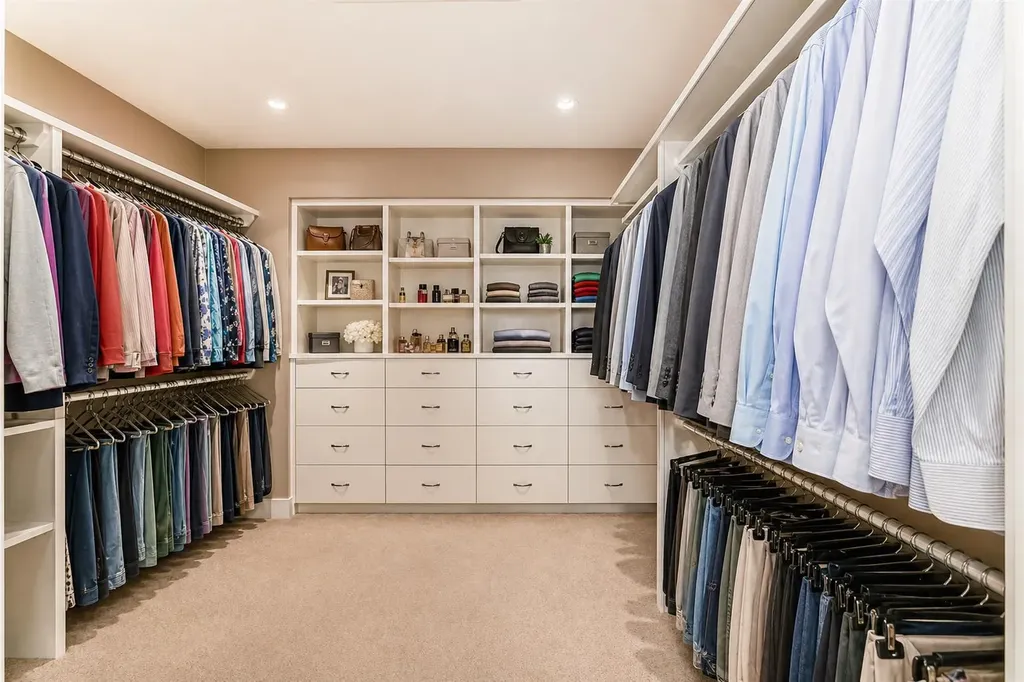 1108 Bellevue Avenue SE Calgary AB T2G 4L1