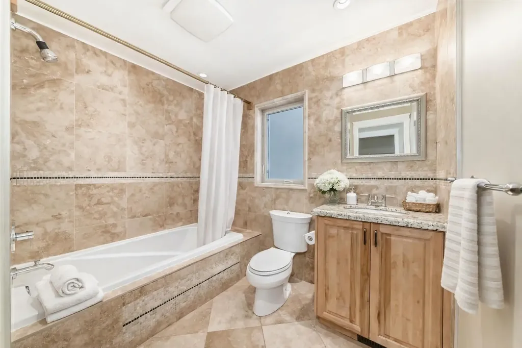 1108 Bellevue Avenue SE Calgary AB T2G 4L1