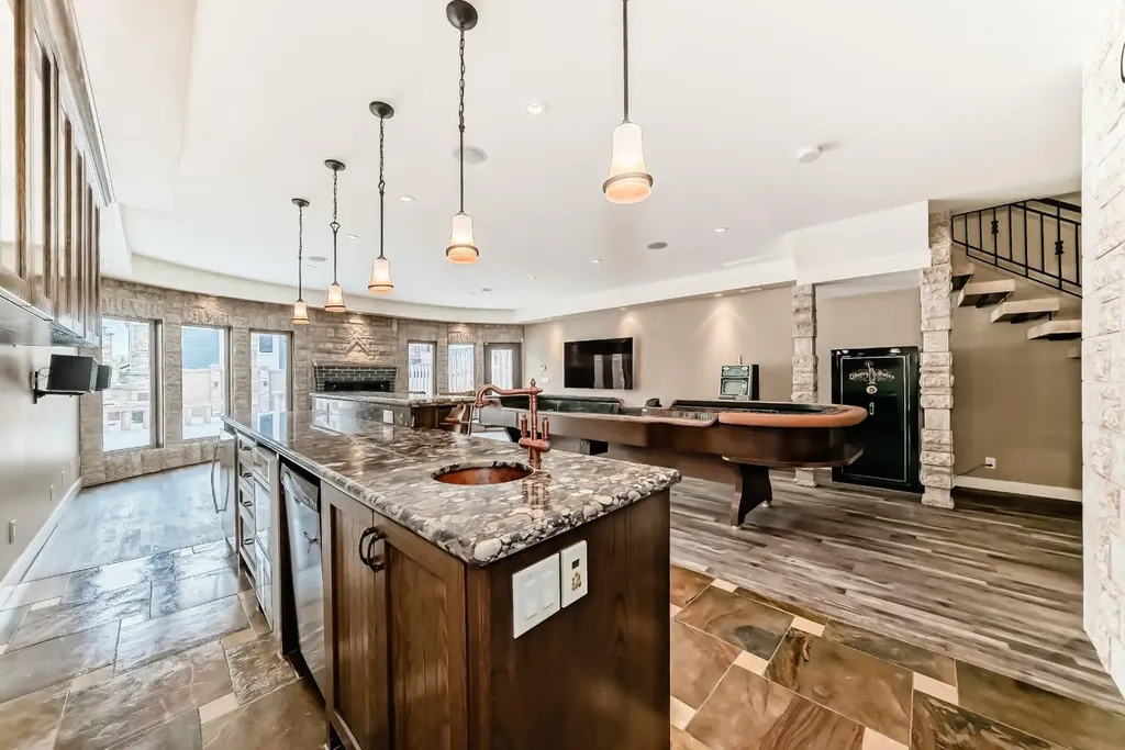 1108 Bellevue Avenue SE Calgary AB T2G 4L1