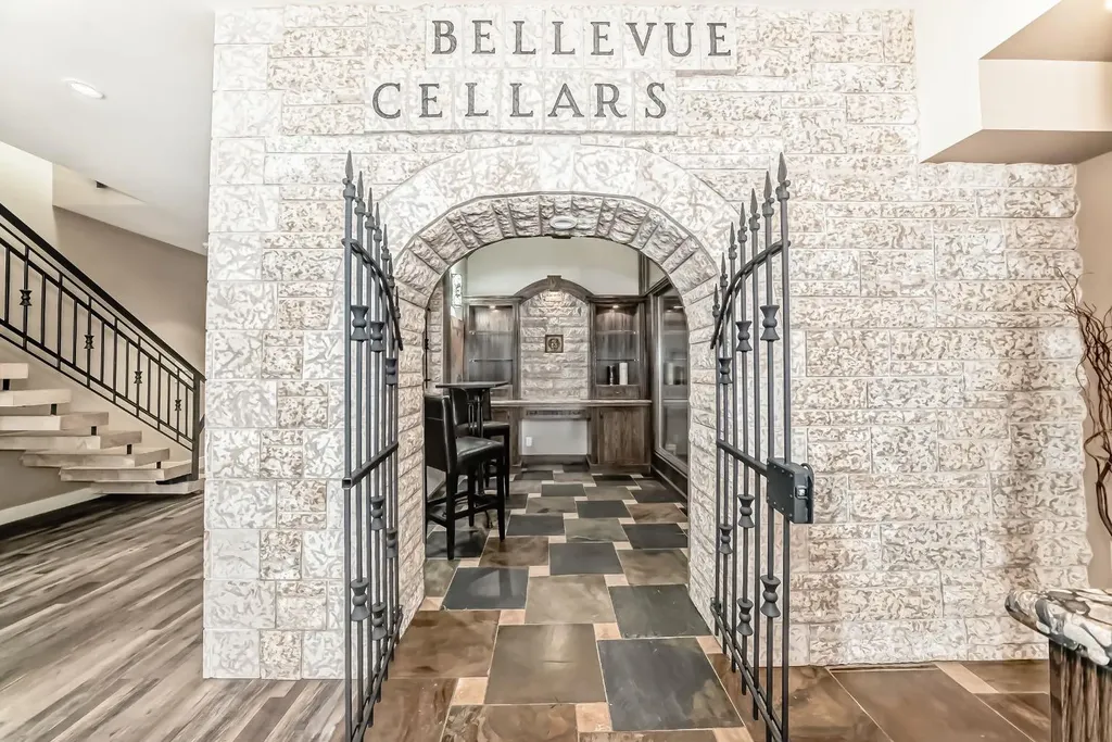 1108 Bellevue Avenue SE Calgary AB T2G 4L1