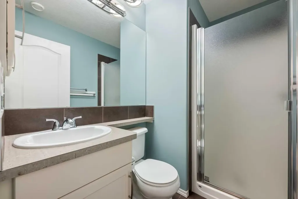 115 Evansborough Crescent NW Calgary AB T3P 0M3