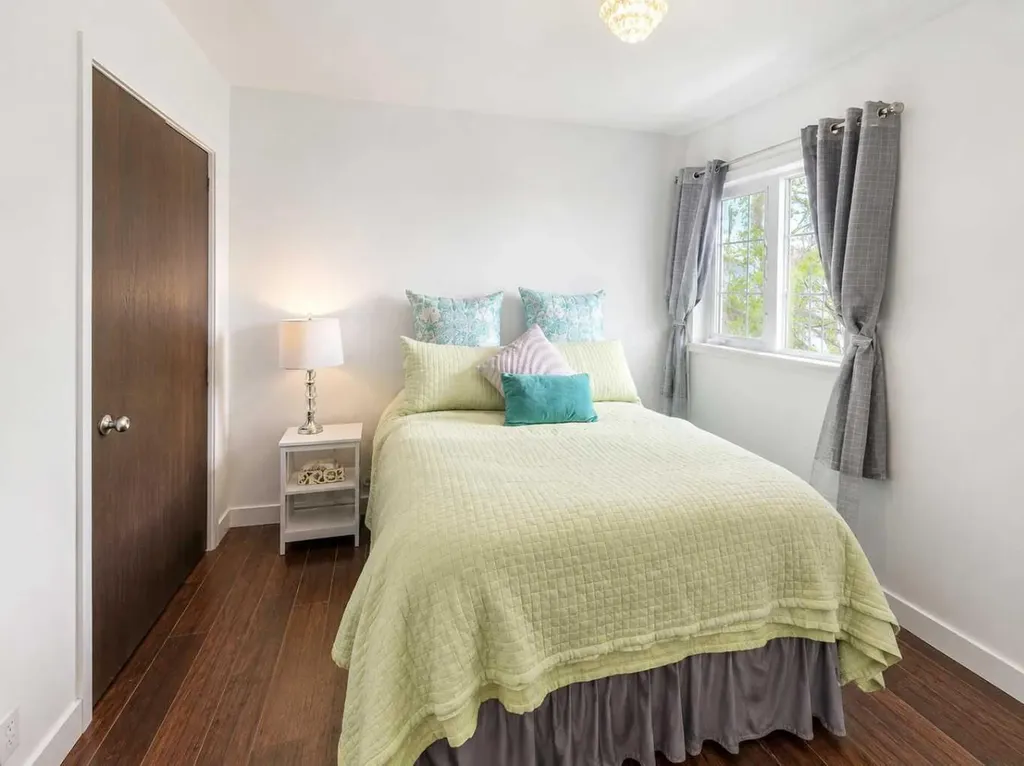 6 Cambria Place Strathmore AB T1P 1L9