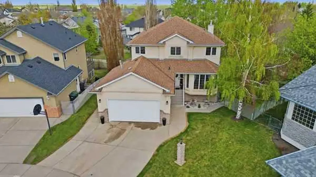 6 Cambria Place Strathmore AB T1P 1L9
