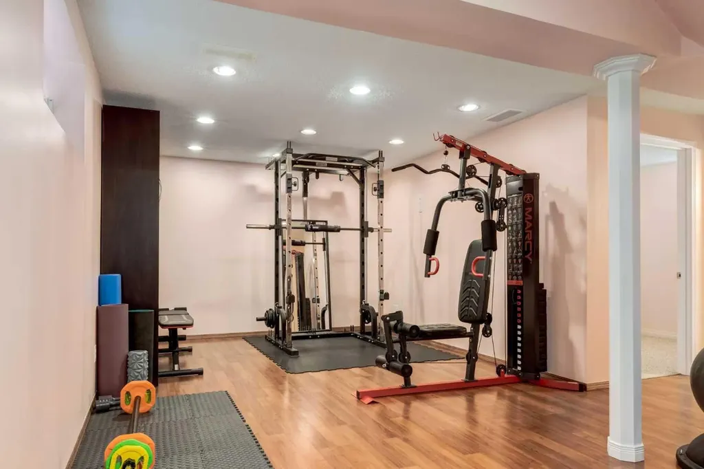 324 Evermeadow Road SW Calgary AB T2Y 4X2