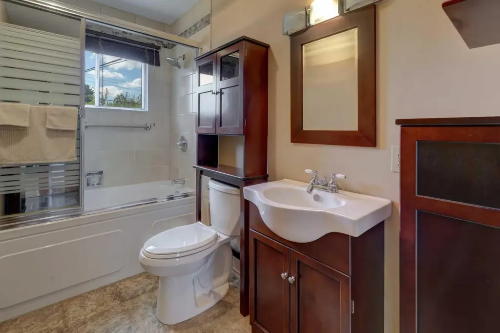 255 Huntcroft Road NE Calgary AB T2K 4E1