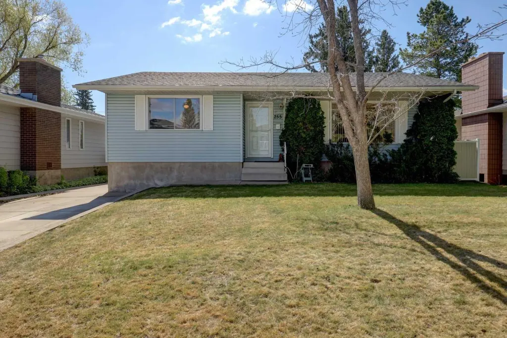 255 Huntcroft Road NE Calgary AB T2K 4E1