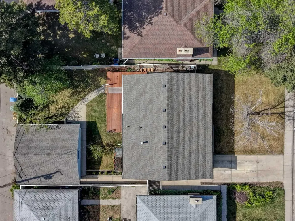 255 Huntcroft Road NE Calgary AB T2K 4E1