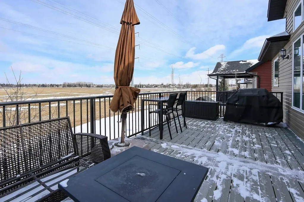 146 Sutherland Close Red Deer AB T4R 0L5