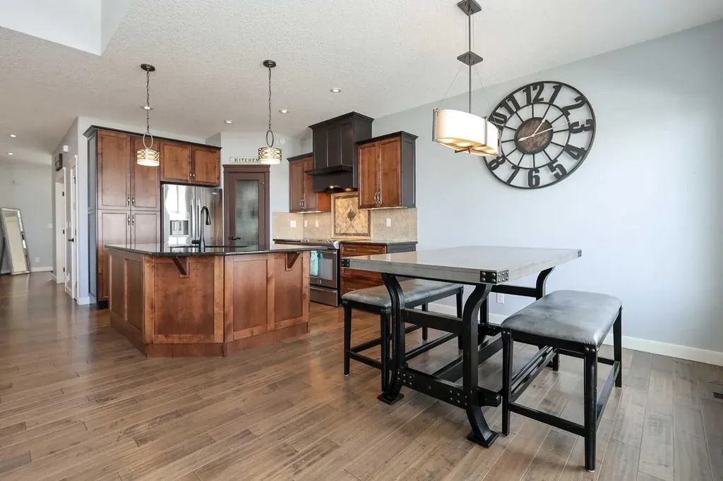 146 Sutherland Close Red Deer AB T4R 0L5