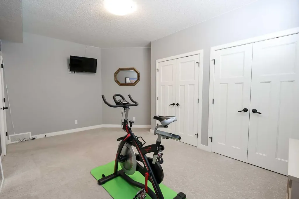 146 Sutherland Close Red Deer AB T4R 0L5