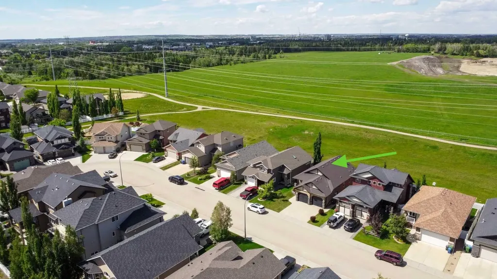 146 Sutherland Close Red Deer AB T4R 0L5