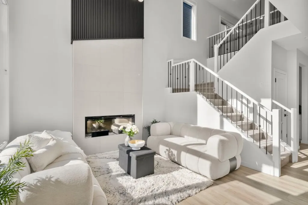 264 Mallard Grove SE Calgary AB T3S 0M8