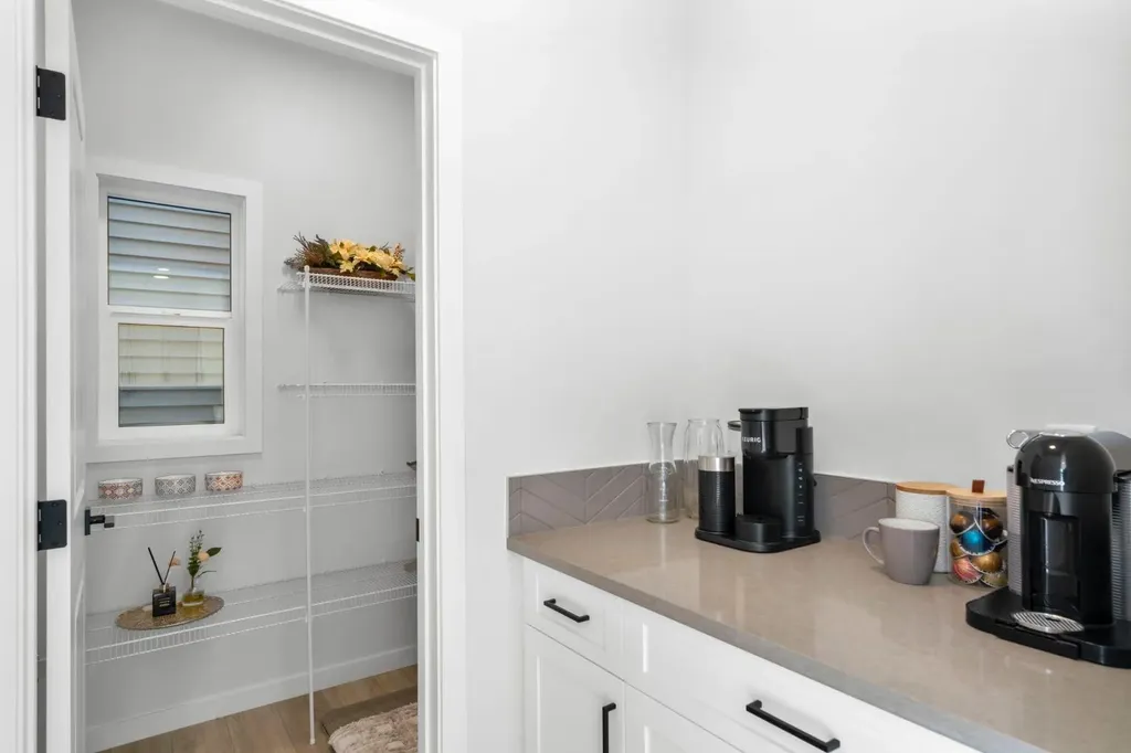 264 Mallard Grove SE Calgary AB T3S 0M8