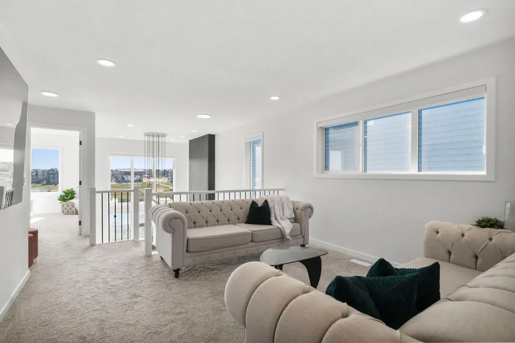 264 Mallard Grove SE Calgary AB T3S 0M8