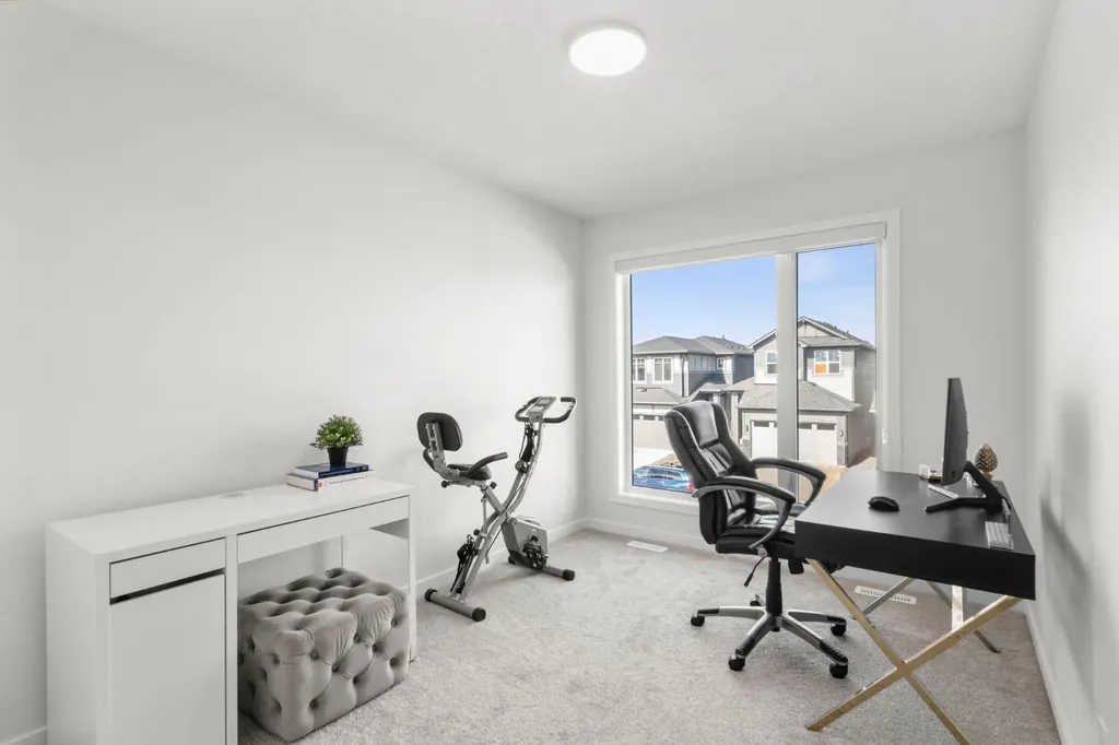 264 Mallard Grove SE Calgary AB T3S 0M8