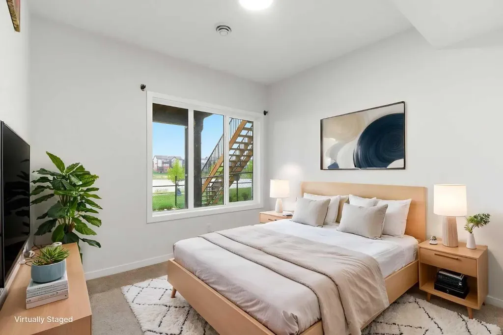 264 Mallard Grove SE Calgary AB T3S 0M8