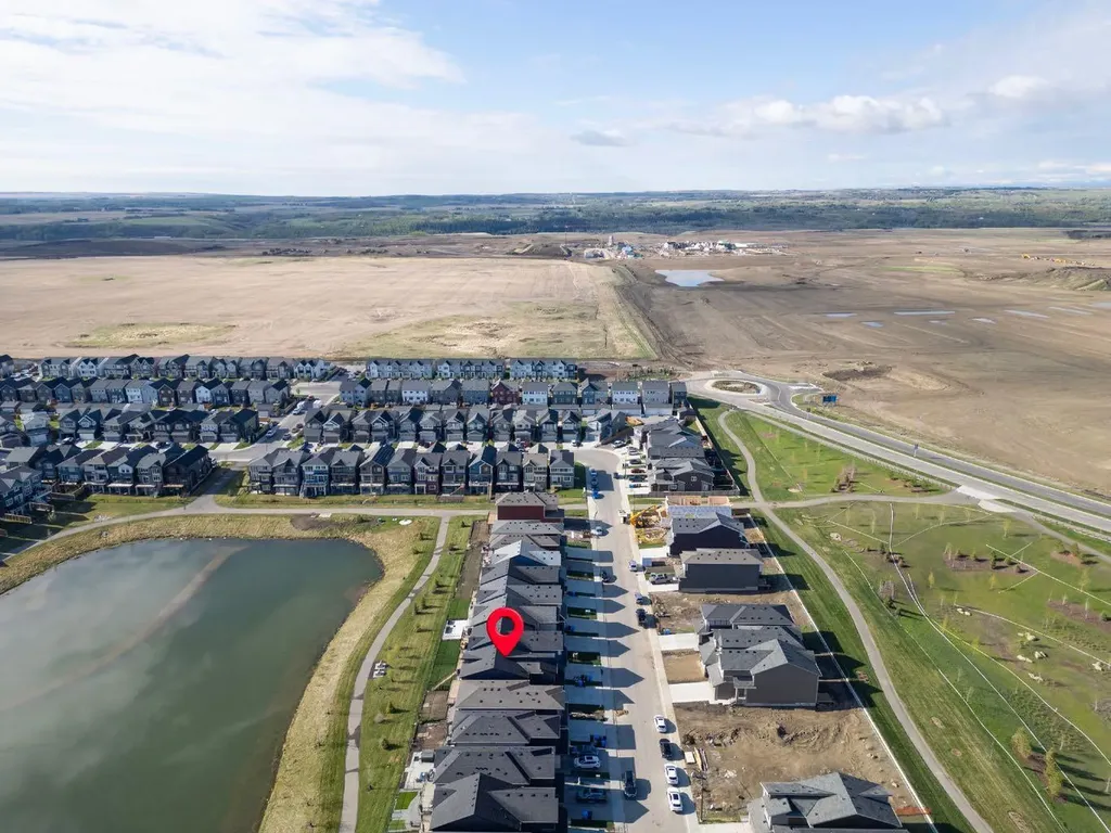264 Mallard Grove SE Calgary AB T3S 0M8