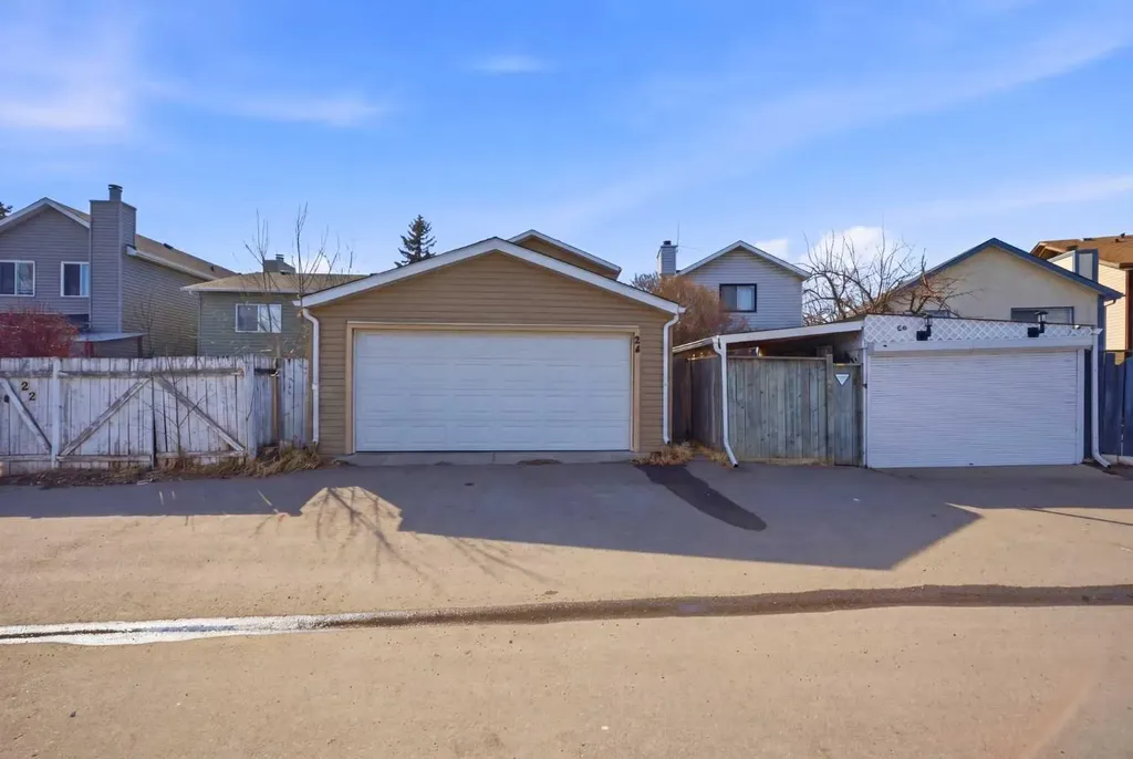 24 Martindale Drive NE Calgary AB T3J2V6