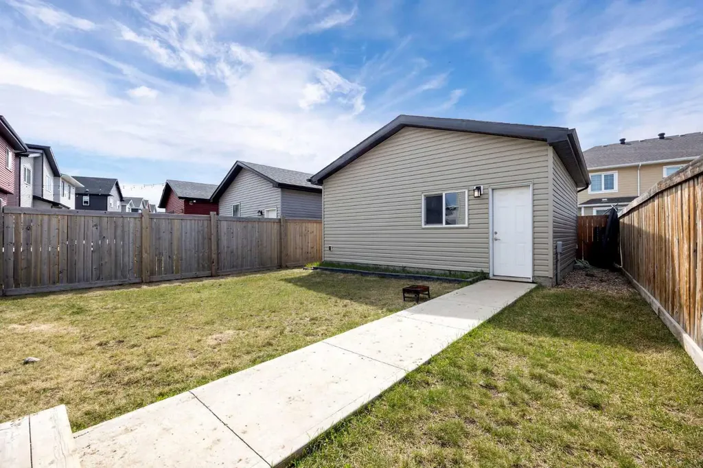 419 Prospect Drive Fort Mcmurray AB T9K 0W7