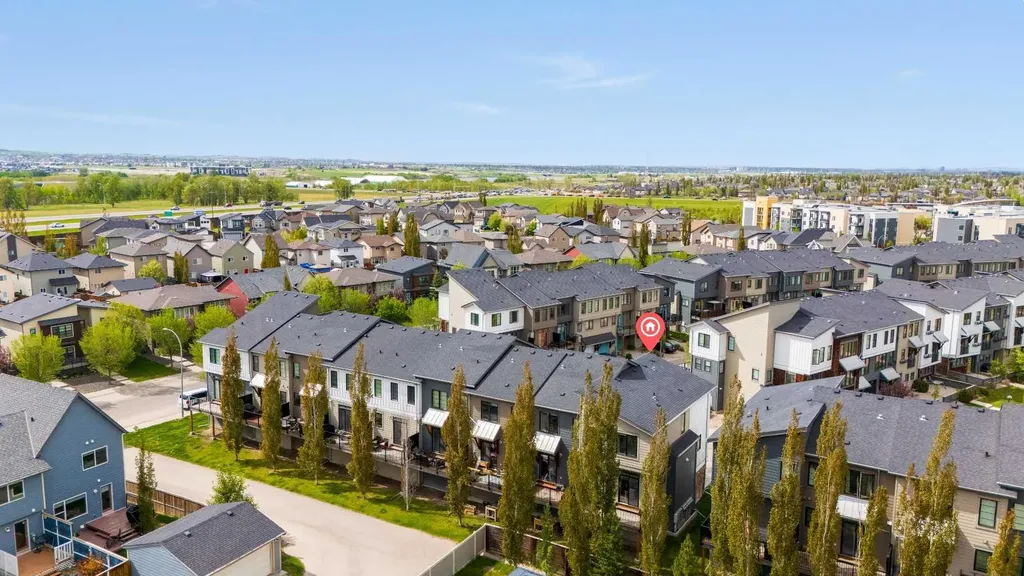 134 Walden Circle SE Calgary AB t2x0y4