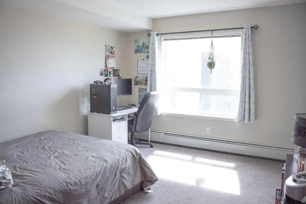 9124 96 Avenue Grande Prairie AB T8X 0A1