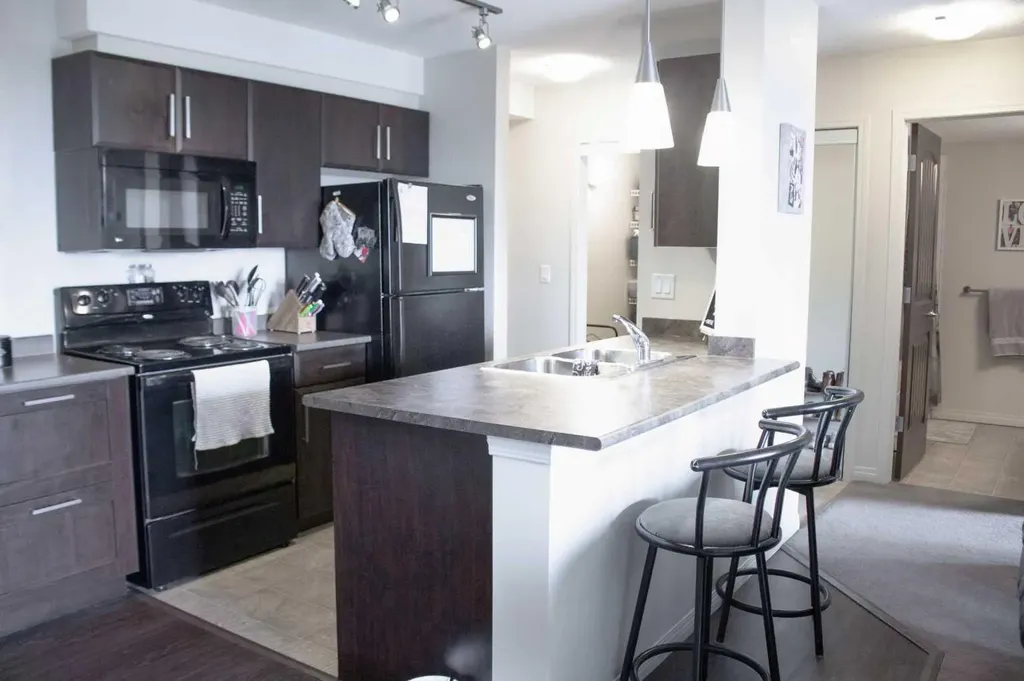 9124 96 Avenue Grande Prairie AB T8X 0A1