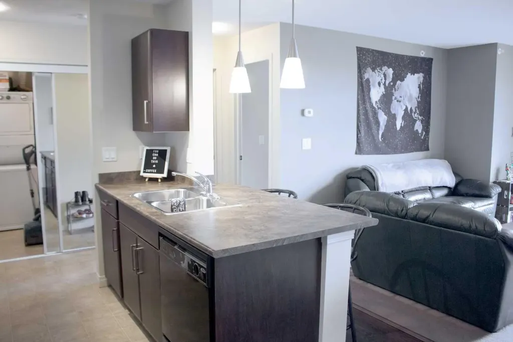 9124 96 Avenue Grande Prairie AB T8X 0A1
