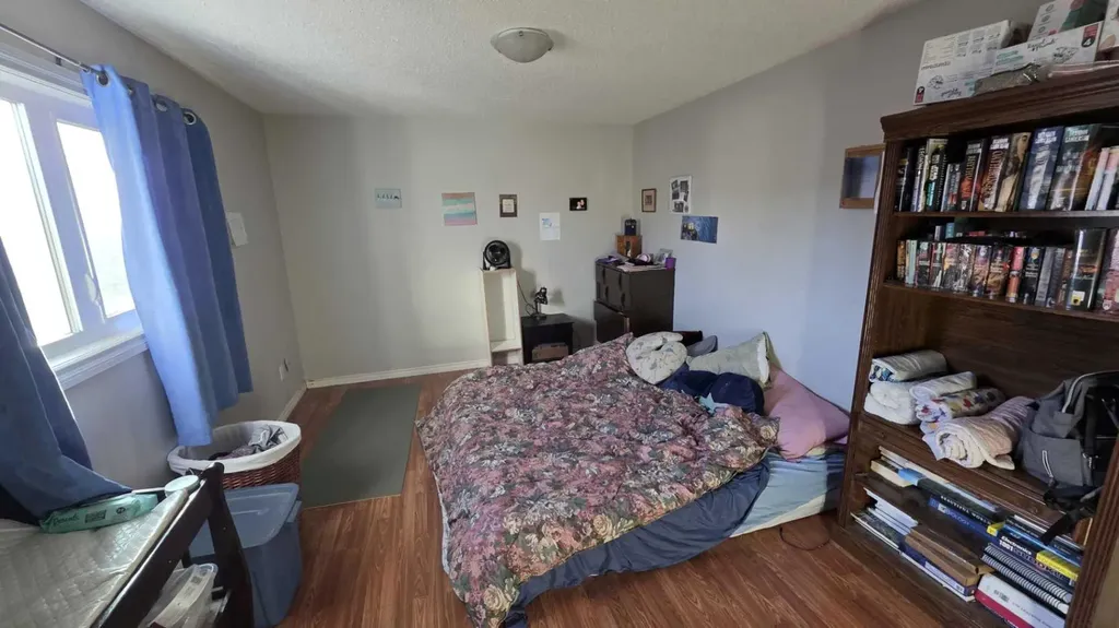 10905 91 Street Peace River AB T8S1P9