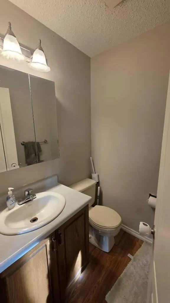 10905 91 Street Peace River AB T8S1P9