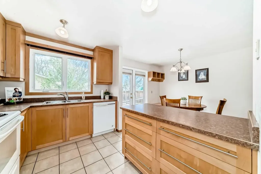 41 Alder Crescent SE Airdrie AB T4B 1J1