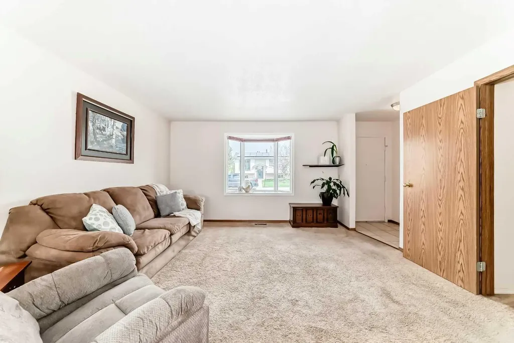 41 Alder Crescent SE Airdrie AB T4B 1J1