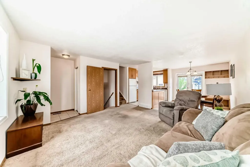 41 Alder Crescent SE Airdrie AB T4B 1J1