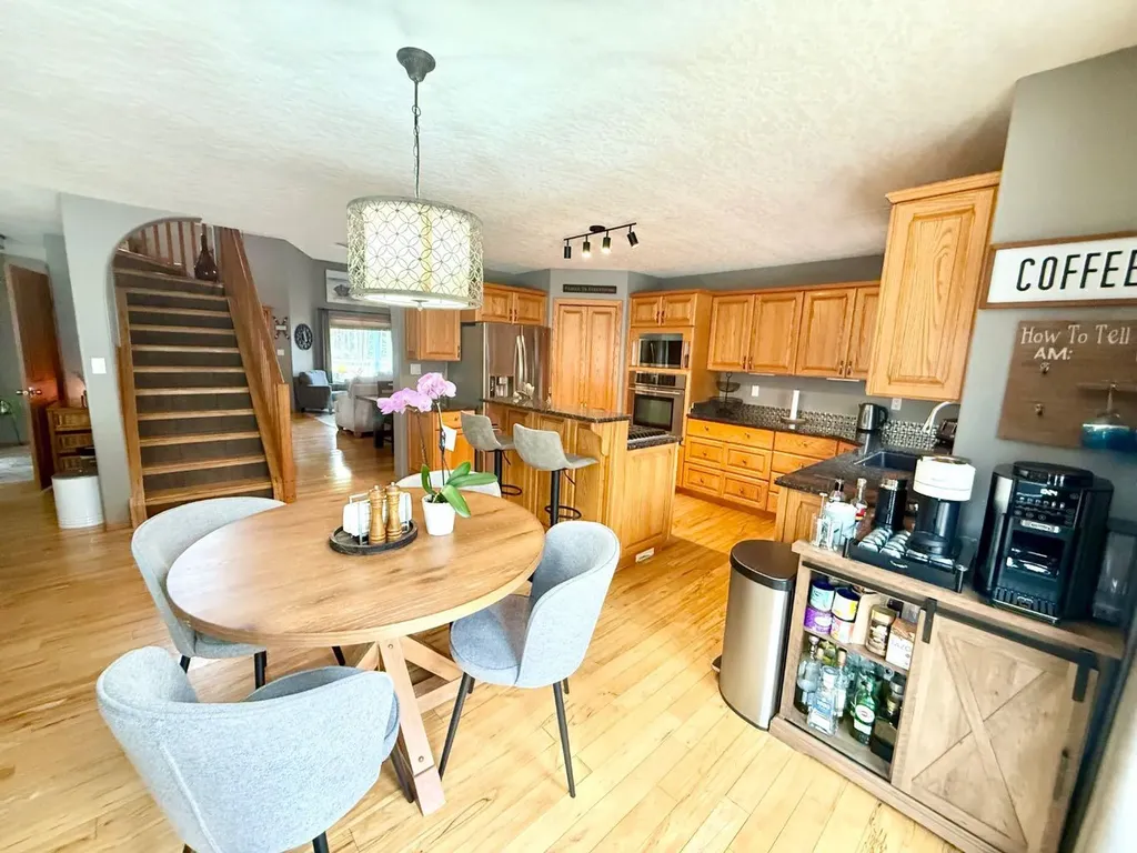 150 Hallam Drive Hinton AB T7V2C3