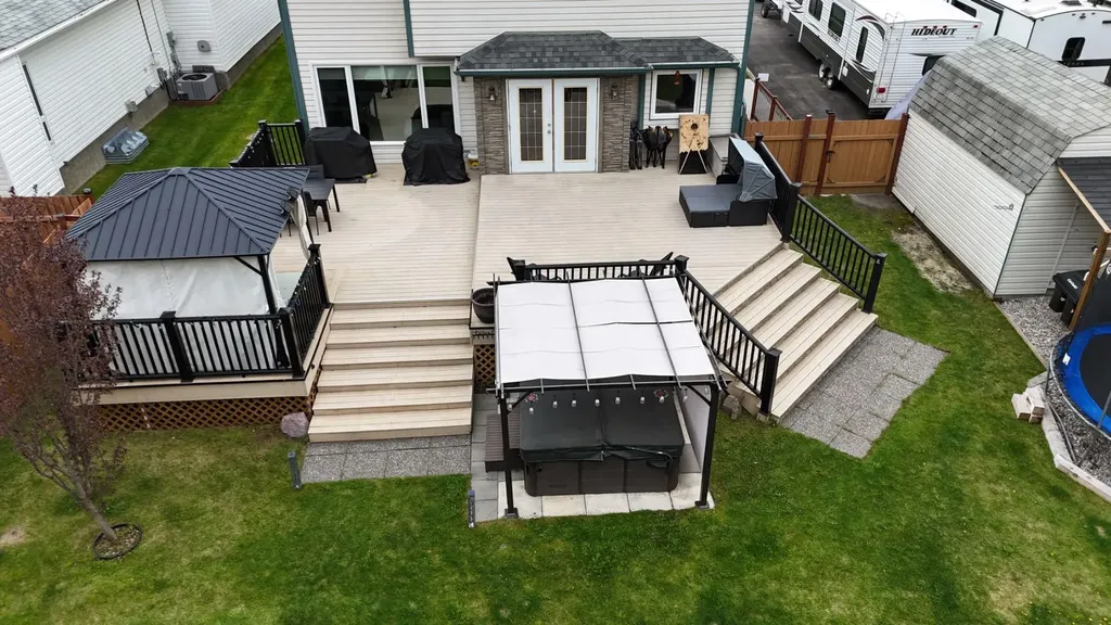 150 Hallam Drive Hinton AB T7V2C3
