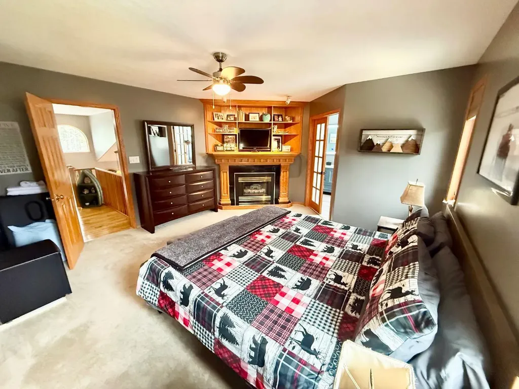 150 Hallam Drive Hinton AB T7V2C3