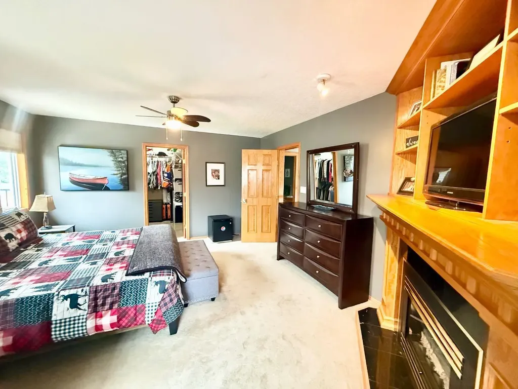150 Hallam Drive Hinton AB T7V2C3