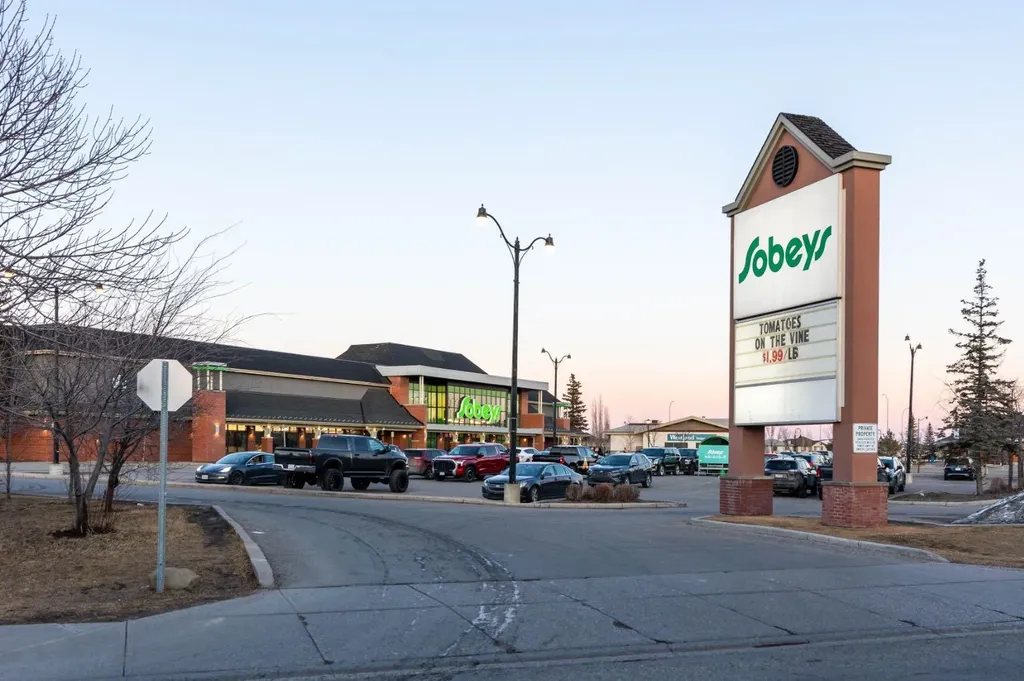 80 Prestwick Bay SE Calgary AB T2Z 4S4
