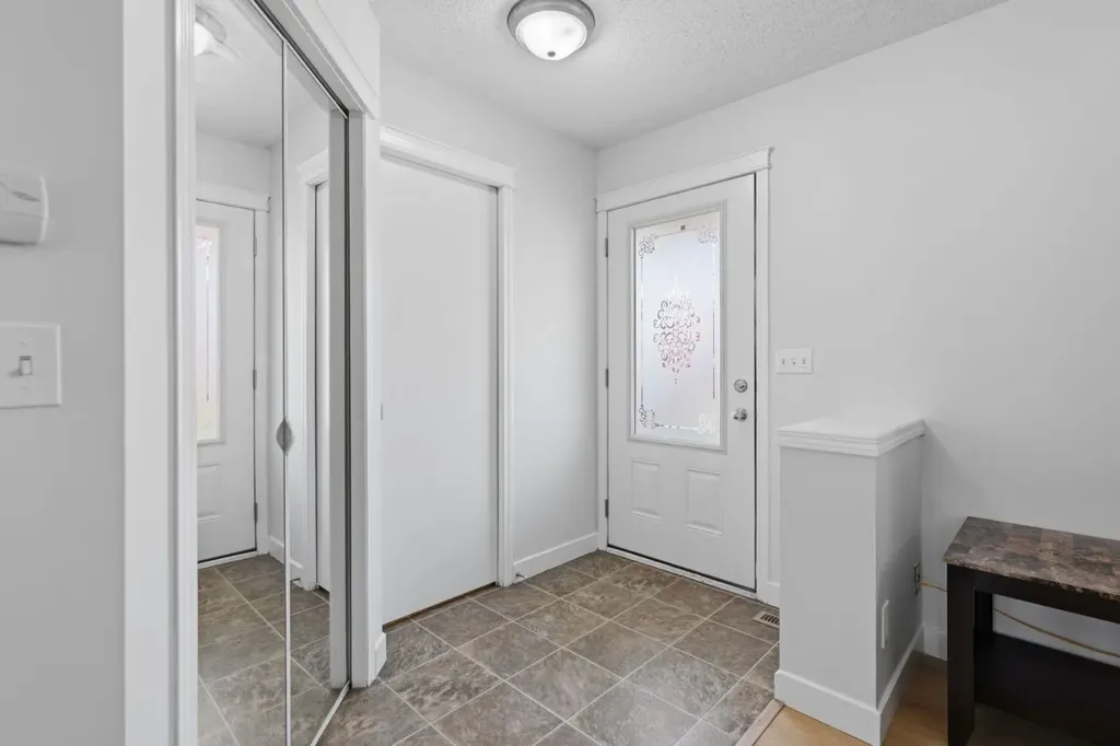 80 Prestwick Bay SE Calgary AB T2Z 4S4