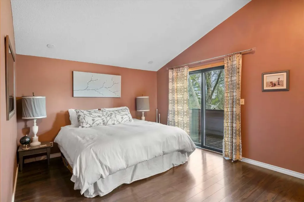65 Carolina Drive Cochrane AB T4C 1C4